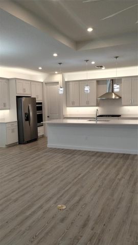 9841 SW Isabelline Drive, Port St. Lucie, FL 34987