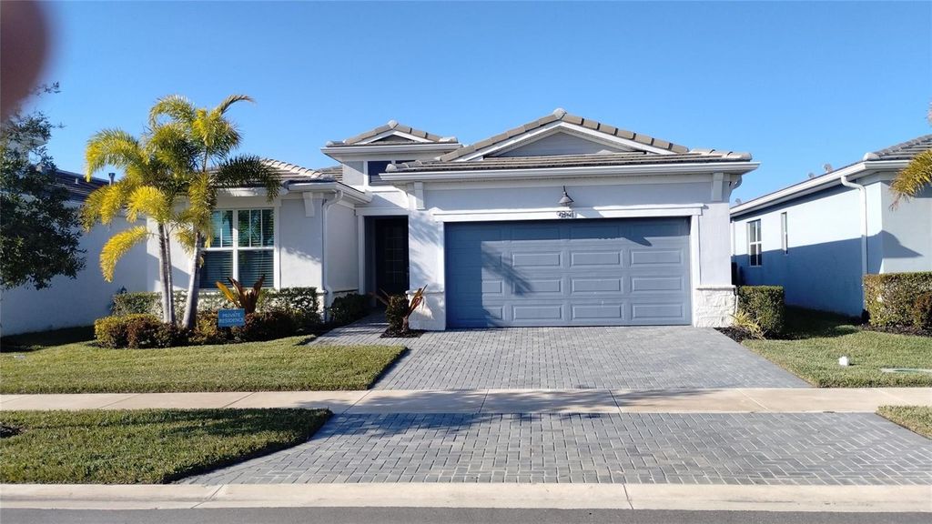 9841 SW Isabelline Drive, Port St. Lucie, FL 34987