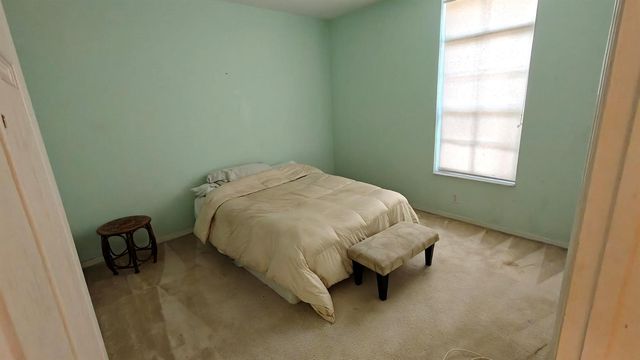 5880 NW 121 Avenue, Coral Springs, FL 33076