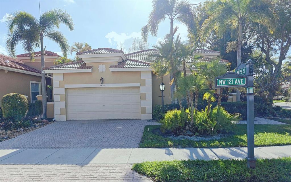 5880 NW 121 Avenue, Coral Springs, FL 33076