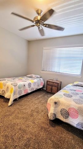 2004 Bayhouse Dr 2004, Rockport, TX 78382