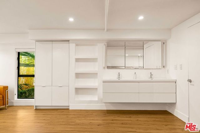 4115 Glencoe Avenue 107, Marina Del Rey, CA 90292