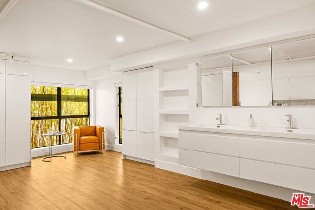 4115 Glencoe Avenue 107, Marina Del Rey, CA 90292
