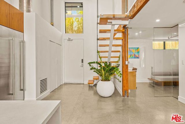 4115 Glencoe Avenue 107, Marina Del Rey, CA 90292