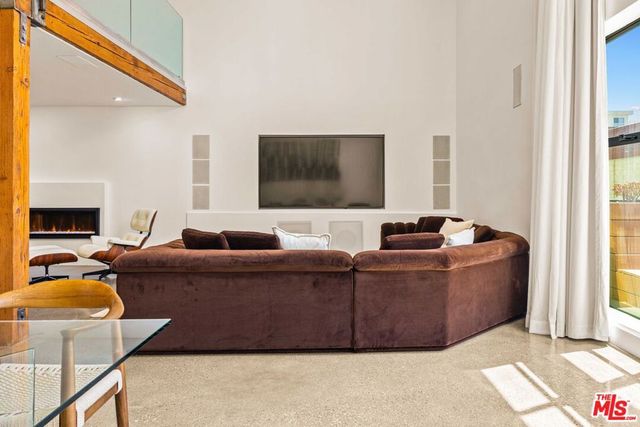 4115 Glencoe Avenue 107, Marina Del Rey, CA 90292