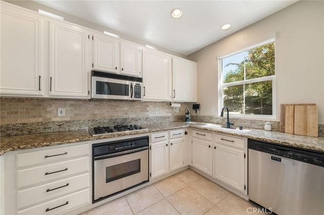 66 Amy Way, Ladera Ranch, CA 92694