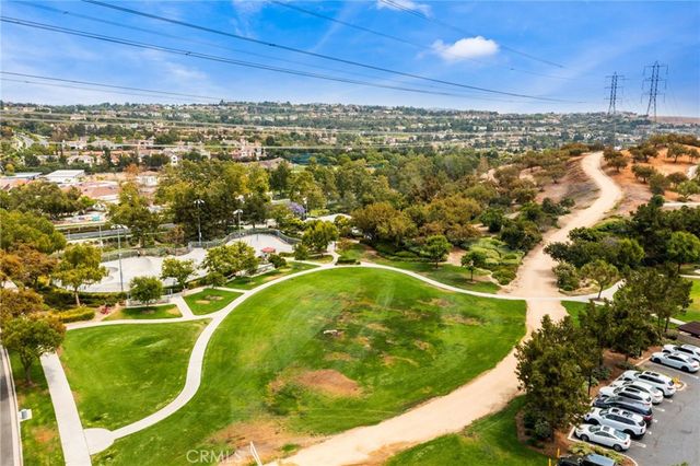 66 Amy Way, Ladera Ranch, CA 92694