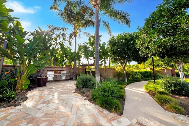 66 Amy Way, Ladera Ranch, CA 92694