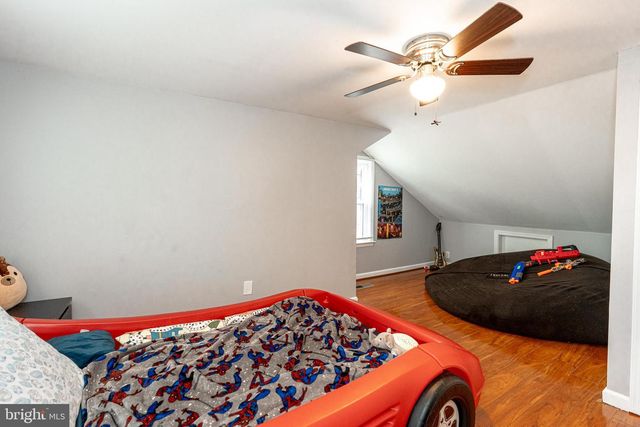 220 PINEWOOD RD, Baltimore, MD 21222