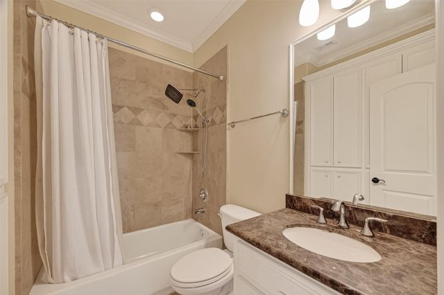 5319 Fayette Street, Houston, TX 77056