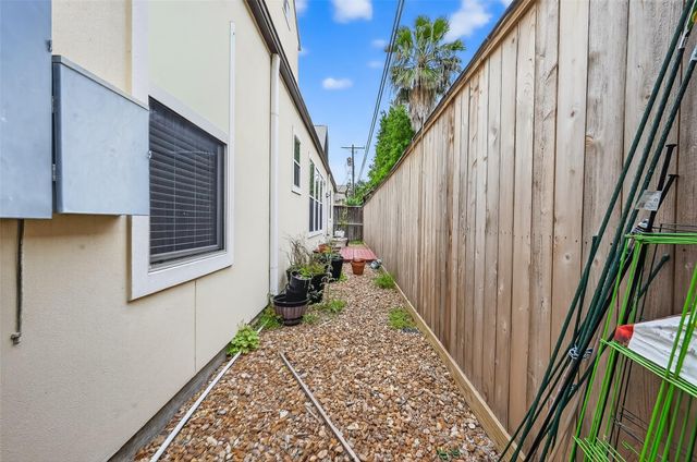 5319 Fayette Street, Houston, TX 77056