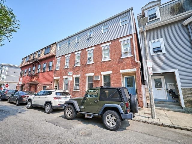 241 E Street 1, Boston, MA 02127
