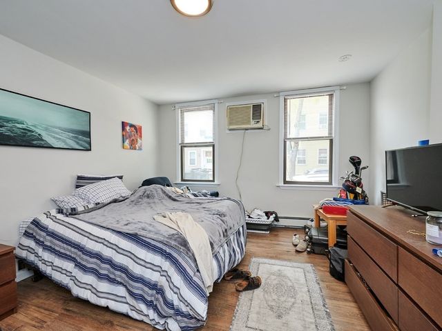 241 E Street 1, Boston, MA 02127