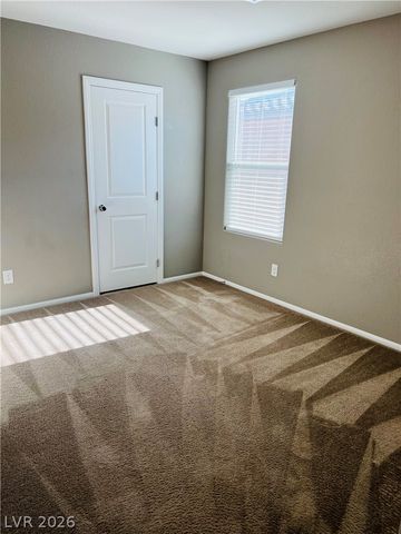 9325 Keystone Ridge Avenue, Las Vegas, NV 89148