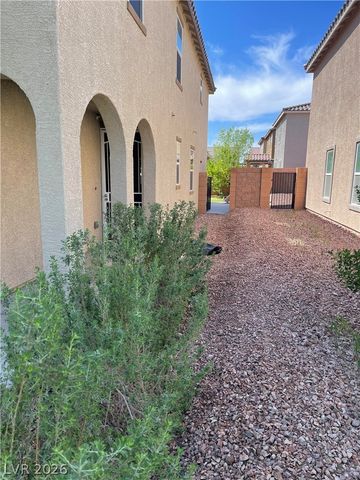9325 Keystone Ridge Avenue, Las Vegas, NV 89148