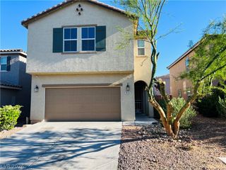 9325 Keystone Ridge Avenue, Las Vegas, NV 89148