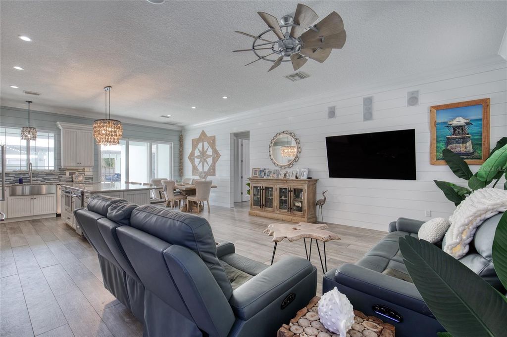 Image 13 of property listing at 108 PINE TREE DRIVE, Ormond Beach, FL 32174