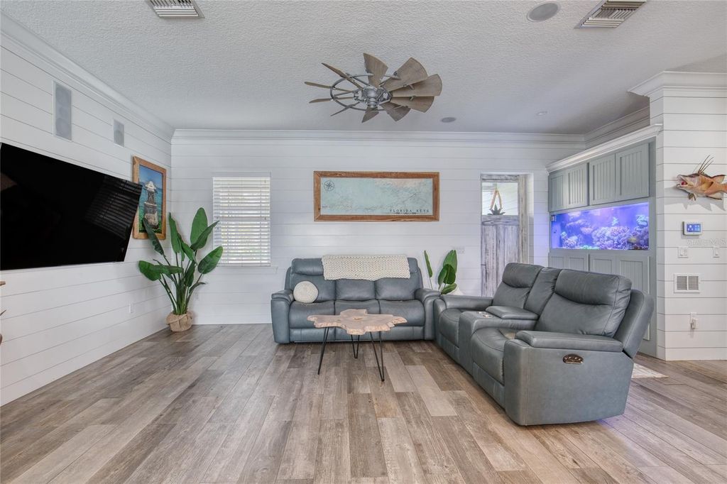Image 14 of property listing at 108 PINE TREE DRIVE, Ormond Beach, FL 32174