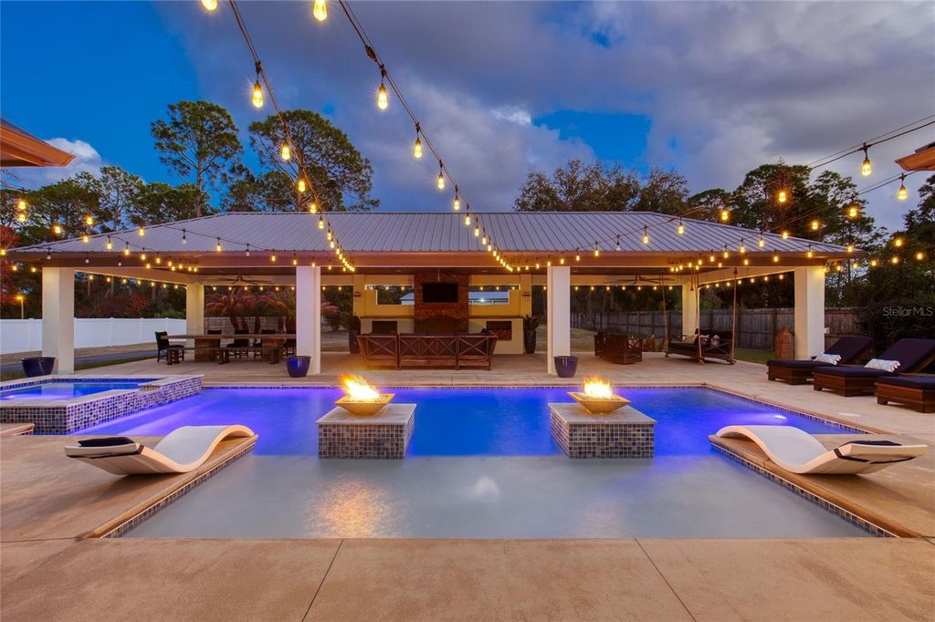 Image 4 of property listing at 108 PINE TREE DRIVE, Ormond Beach, FL 32174