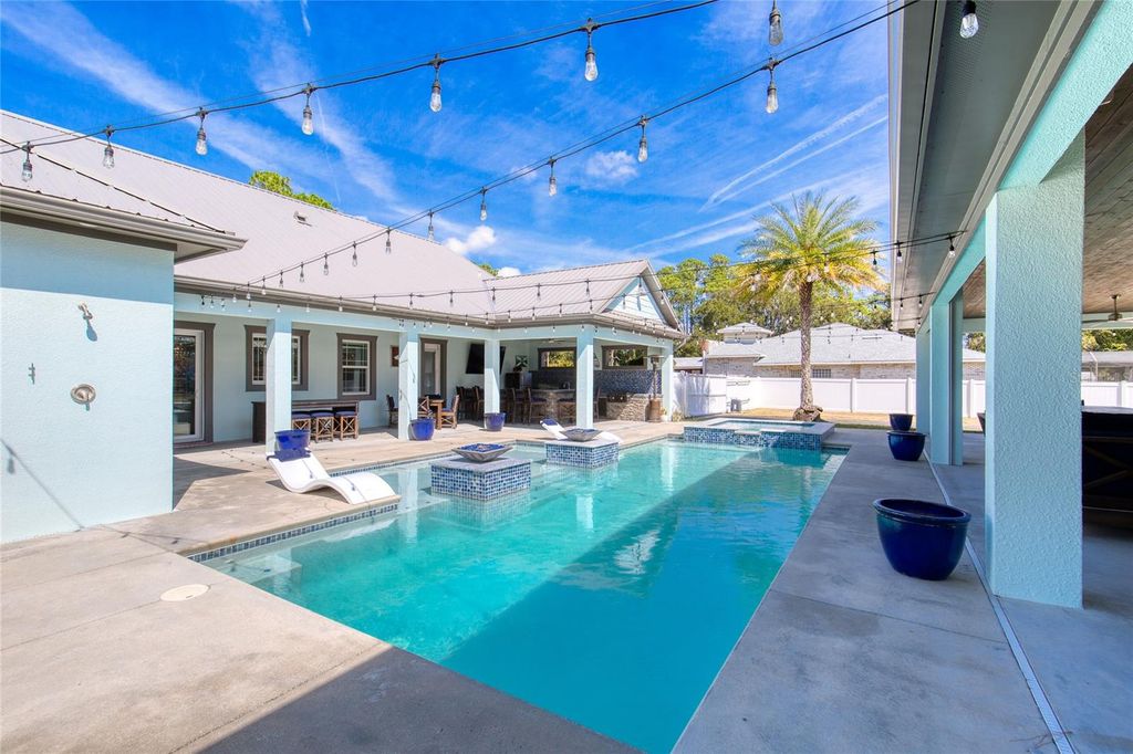 Image 5 of property listing at 108 PINE TREE DRIVE, Ormond Beach, FL 32174