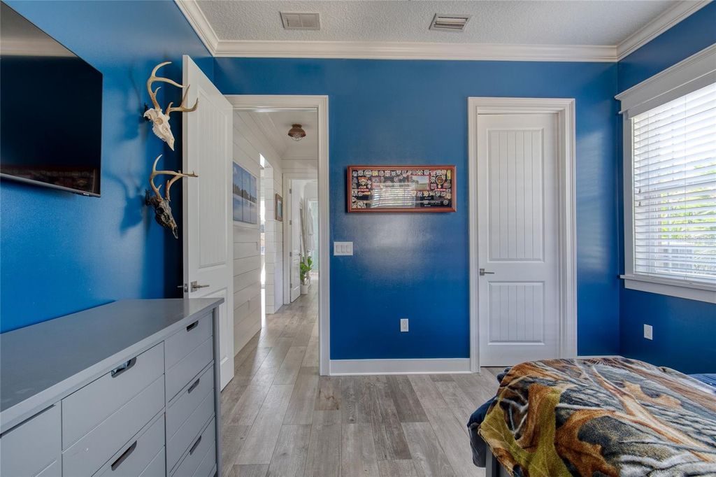 Image 41 of property listing at 108 PINE TREE DRIVE, Ormond Beach, FL 32174