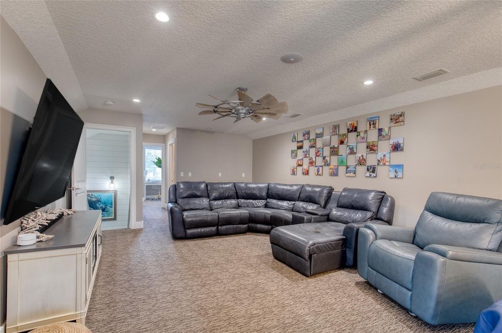 Image 47 of property listing at 108 PINE TREE DRIVE, Ormond Beach, FL 32174