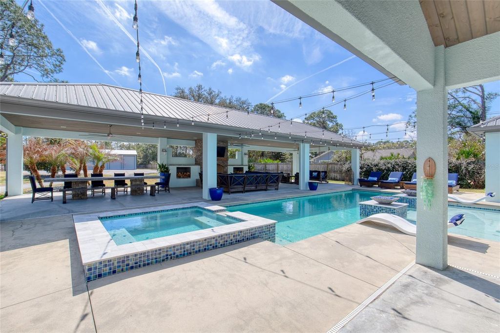 Image 53 of property listing at 108 PINE TREE DRIVE, Ormond Beach, FL 32174