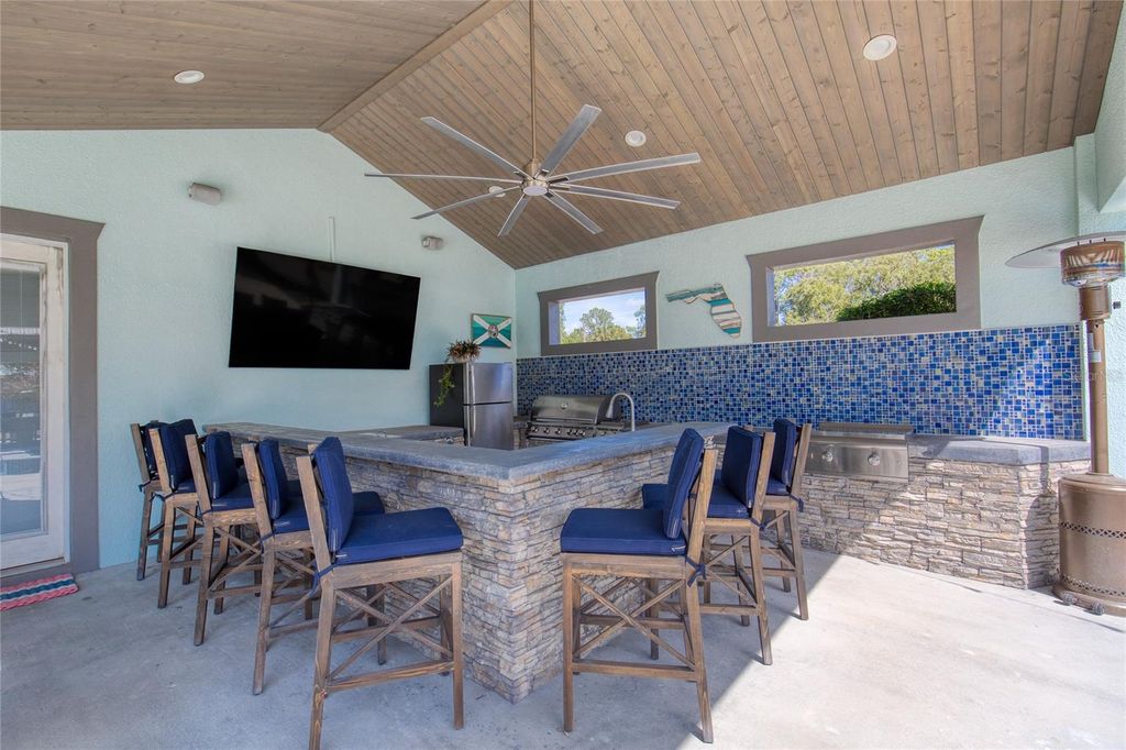 Image 60 of property listing at 108 PINE TREE DRIVE, Ormond Beach, FL 32174