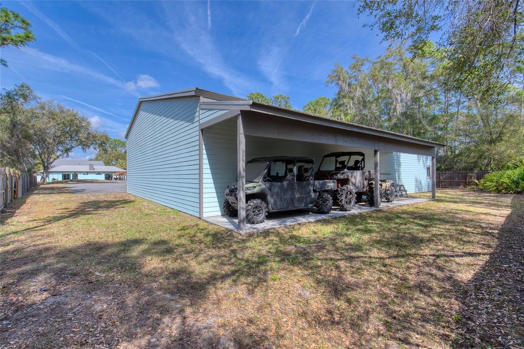 Image 77 of property listing at 108 PINE TREE DRIVE, Ormond Beach, FL 32174