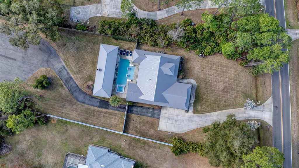 Image 83 of property listing at 108 PINE TREE DRIVE, Ormond Beach, FL 32174