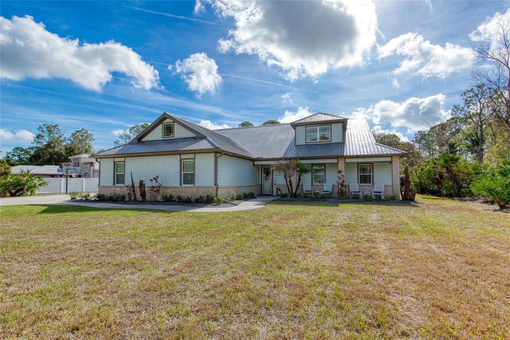 Image 10 of property listing at 108 PINE TREE DRIVE, Ormond Beach, FL 32174