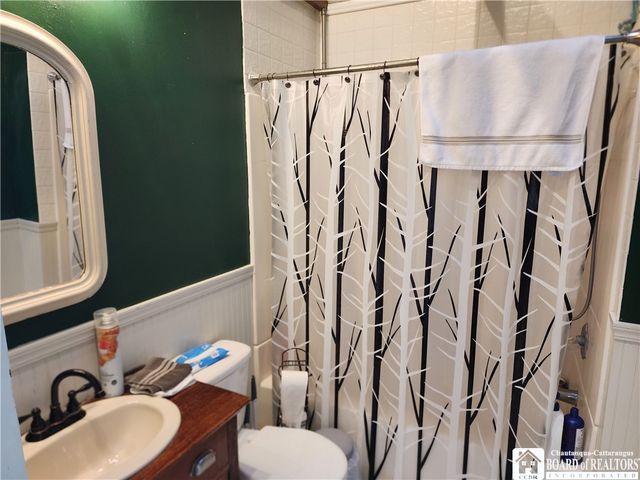 64 Chambers Street, Jamestown, NY 14701