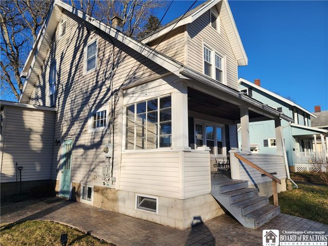 64 Chambers Street, Jamestown, NY 14701