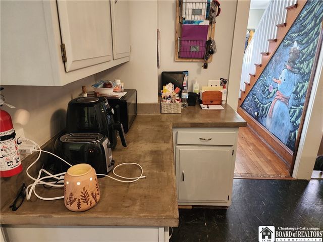 64 Chambers Street, Jamestown, NY 14701