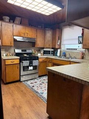 802 Olive St, Yuba City, CA 95991