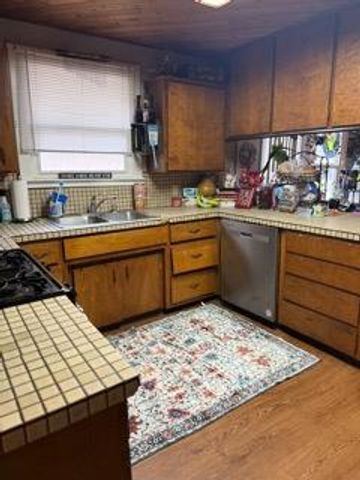 802 Olive St, Yuba City, CA 95991