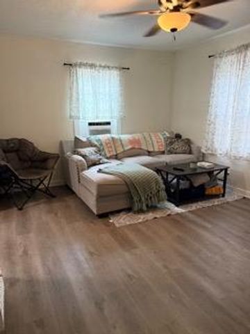 802 Olive St, Yuba City, CA 95991