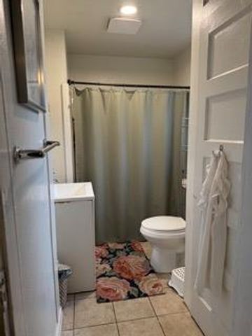 802 Olive St, Yuba City, CA 95991