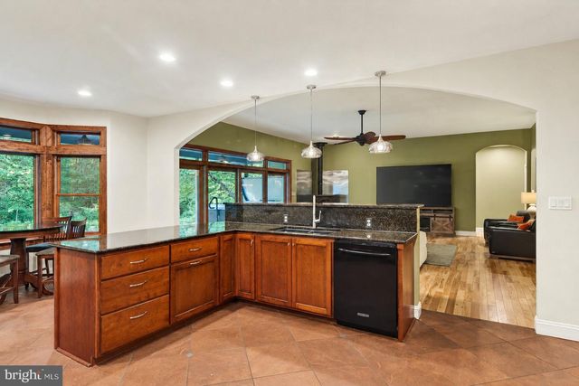 593 GERLOFF RD, Schwenksville, PA 19473
