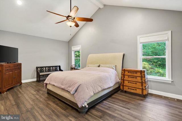 593 GERLOFF RD, Schwenksville, PA 19473