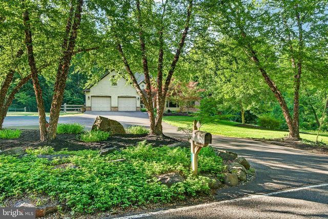 593 GERLOFF RD, Schwenksville, PA 19473