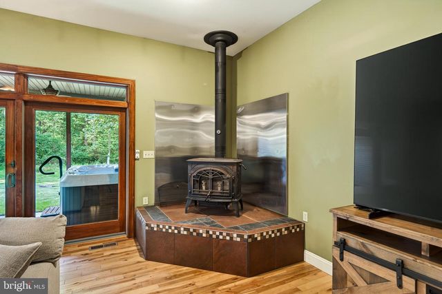 593 GERLOFF RD, Schwenksville, PA 19473