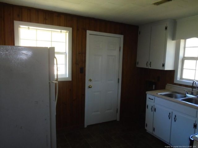324 Old Shaw Road, Fayetteville, NC 28304