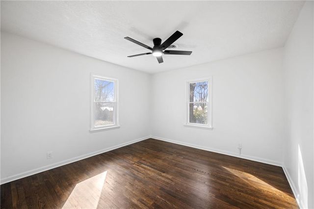 11 Brookside Drive, Paola, KS 66071