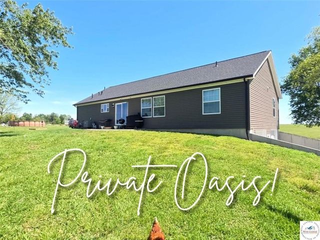 35212 S WAGONOR Road, Garden City, MO 64747