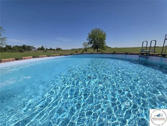 35212 S WAGONOR Road, Garden City, MO 64747