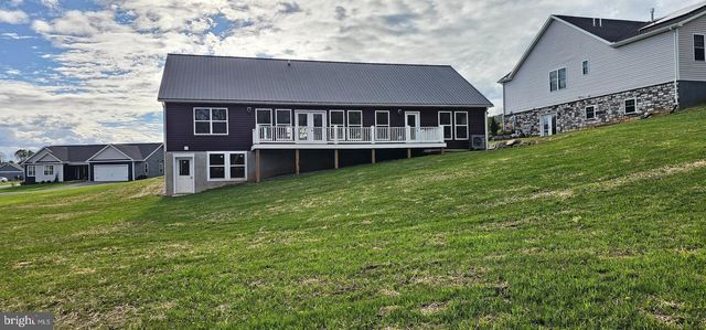 154 SAFFRON BLVD, Centre Hall, PA 16828