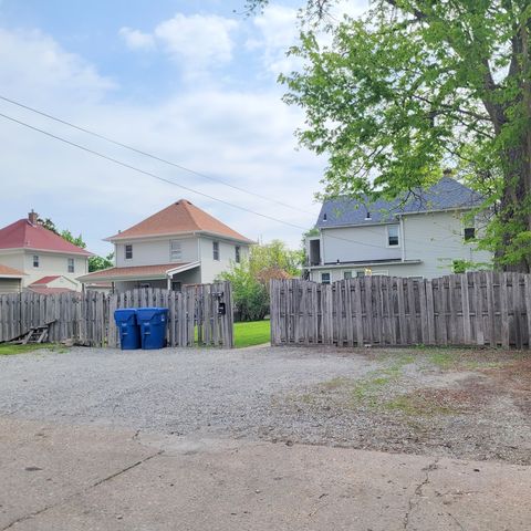 1415 18th Street, Moline, IL 61265
