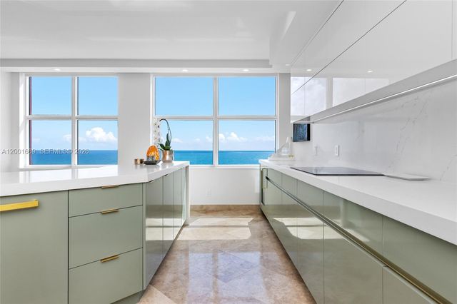 2100 N Ocean Blvd 15B, Fort Lauderdale, FL 33305