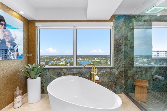 2100 N Ocean Blvd 15B, Fort Lauderdale, FL 33305